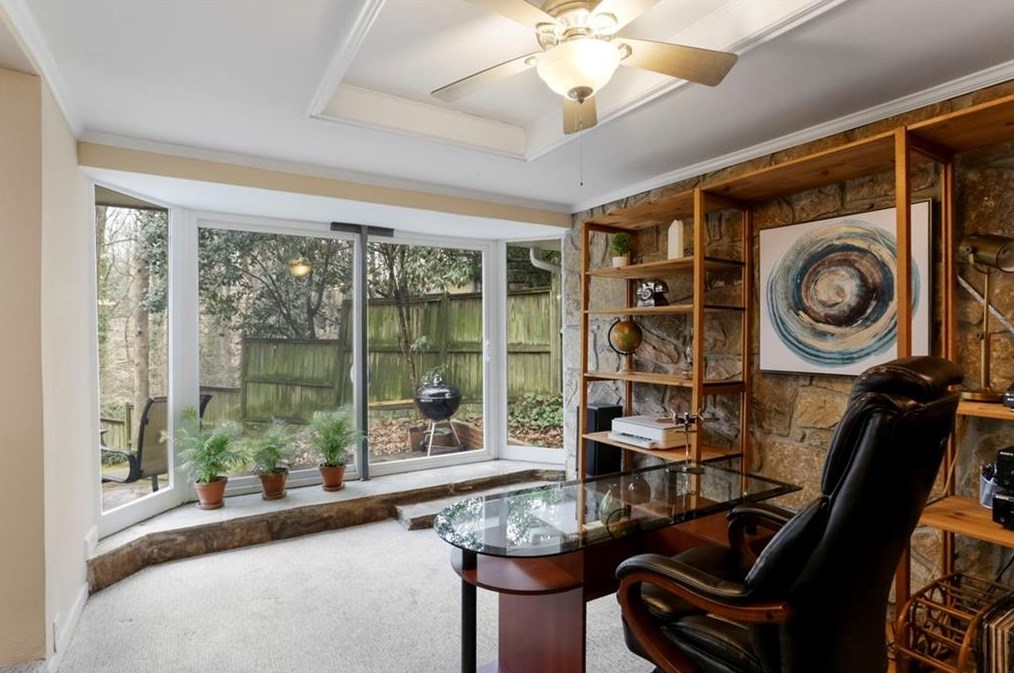 2762 Overlook Dr, Atlanta, GA 30345-2058