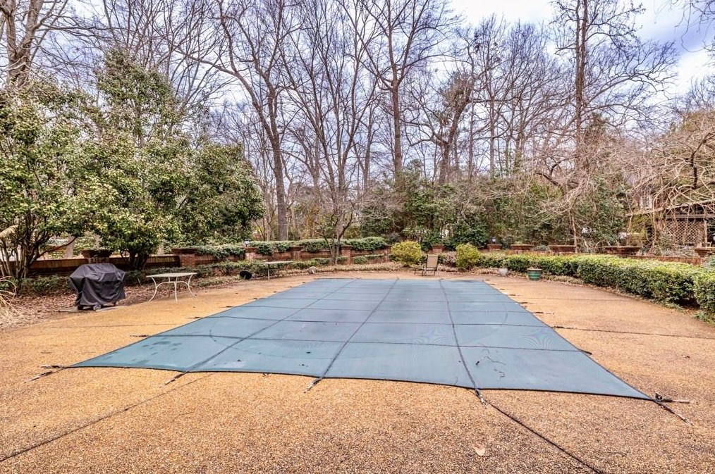 206 Ridley Howard Ct, Decatur GA  30030-2381 exterior