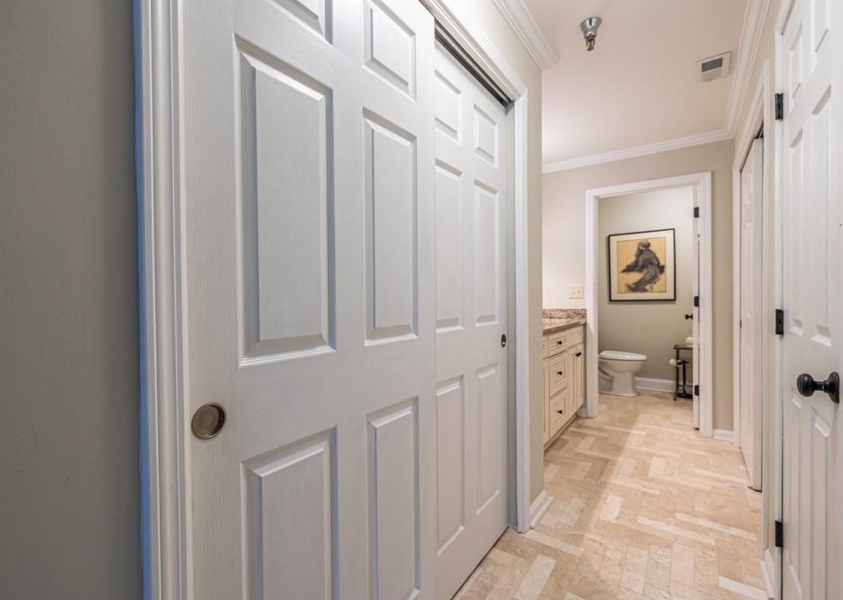 206 Ridley Howard Ct, Decatur GA  30030-2381 exterior