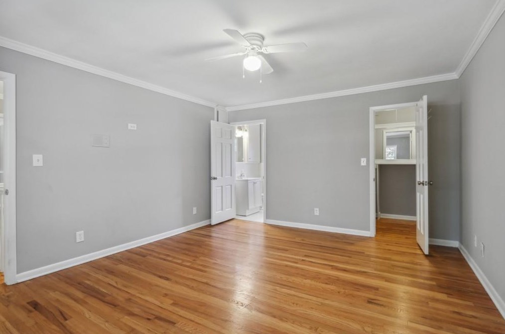 300 Plantation Rd, Smyrna GA  30082-3049 exterior