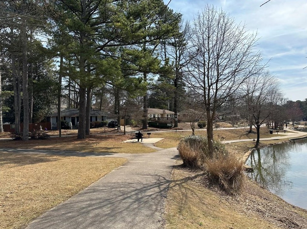 2334 Marion Cir, Decatur GA  30032-4057 exterior