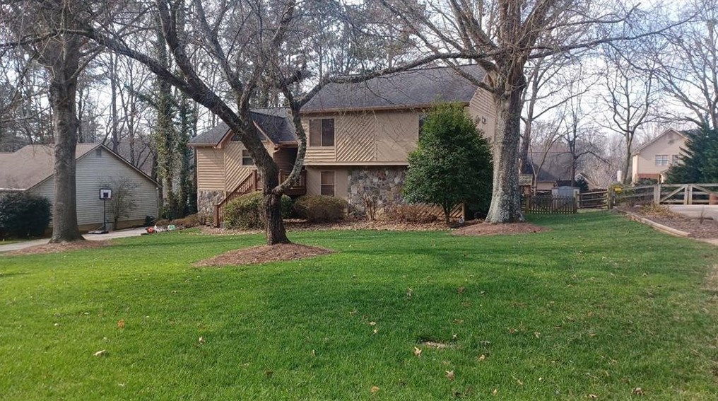 3946 Carriage Gate Dr, Duluth, GA 30096