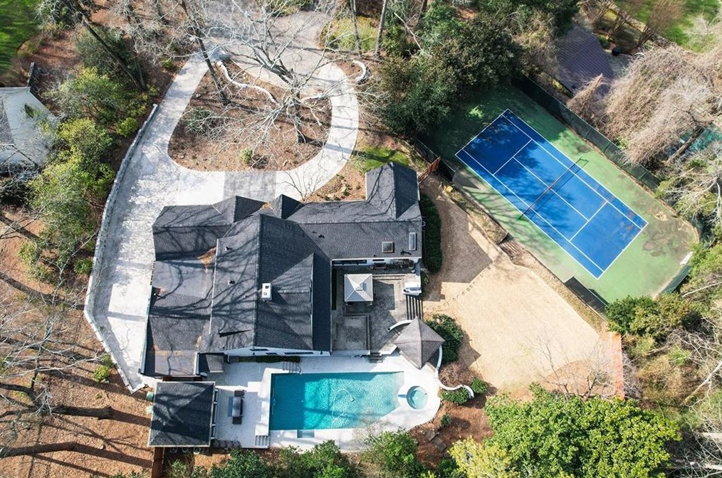 3661 Rembrandt Rd, Atlanta, GA 30327-2639