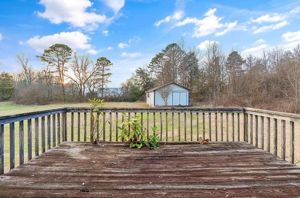 160 Main St, Clermont, GA 30527