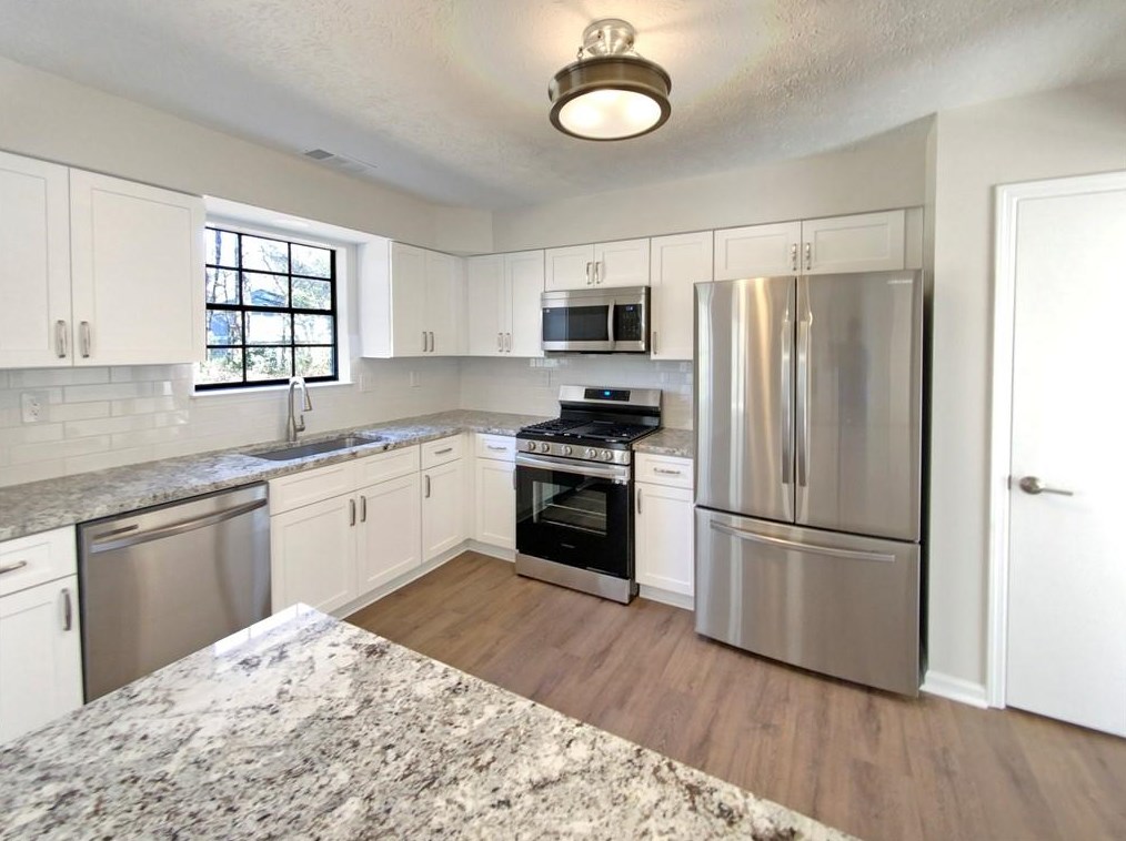 3926 Dalhouise Ln, Decatur GA  30034-5801 exterior