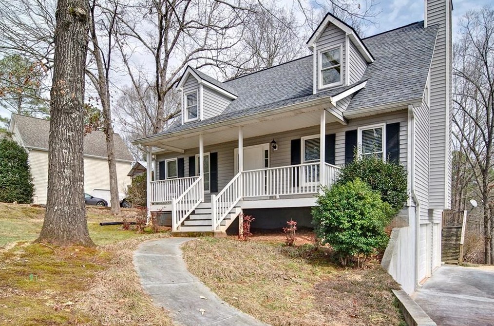 219 Hawkins Farm Cir, Ball Ground, GA 30107