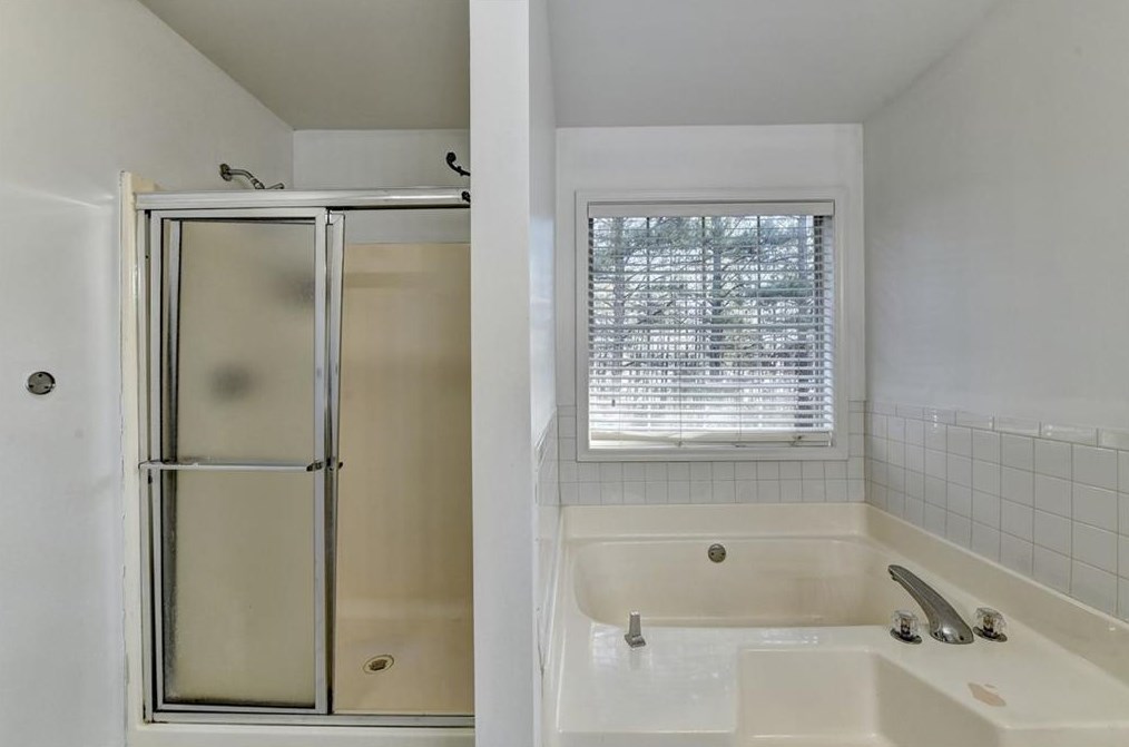 3002 Planters Mill Dr, Dacula GA  30019-1363 exterior