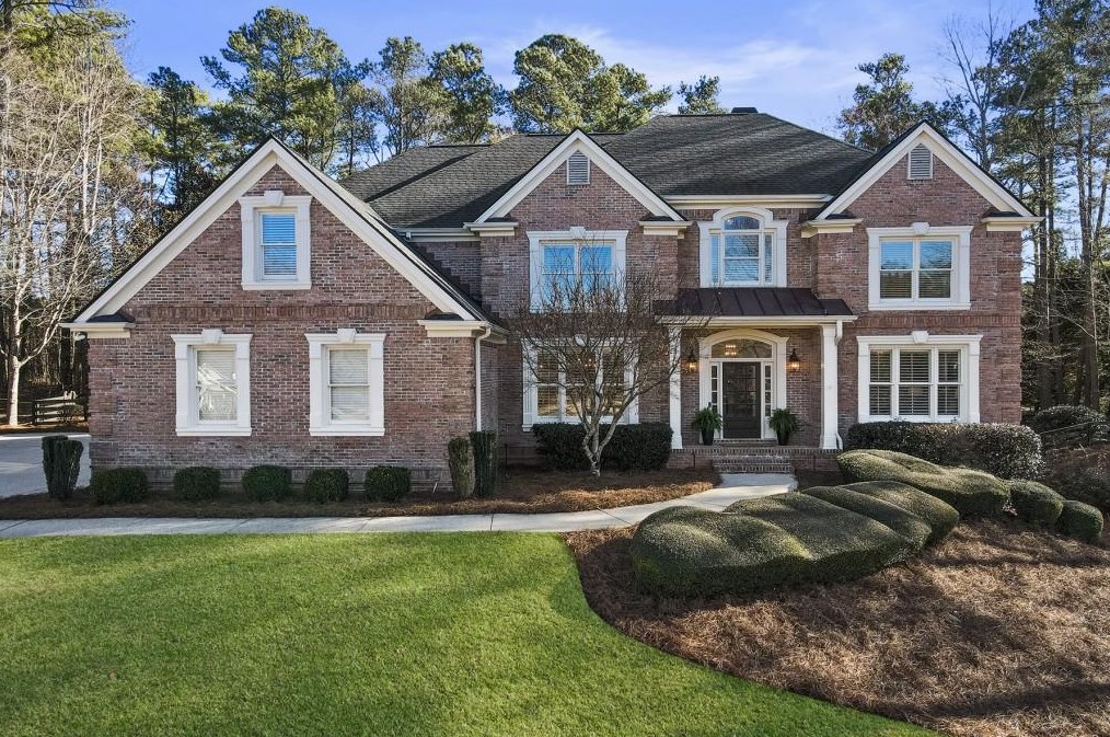 905 Laurel Oaks Ct, Alpharetta, GA 30004-4506