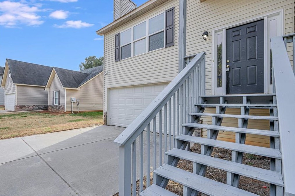 435 Magnolia Grove Pl, Cornelia, GA 30531-7160