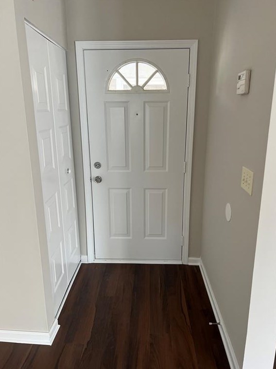 4273 Parkview Ct, Stone Mountain, GA 30083-1294