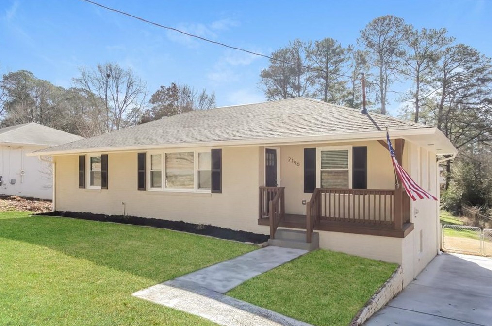 2196 Rockwood Dr S E, Marietta, GA 30067