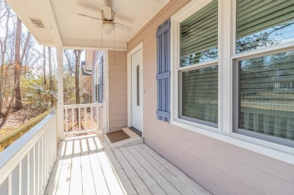 572 Emerald Pines Dr, Dallas GA  30157-8527 exterior