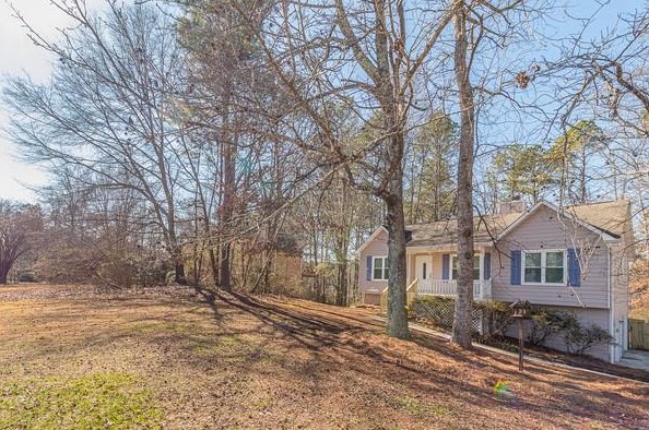 572 Emerald Pines Dr, Dallas GA  30157-8527 exterior