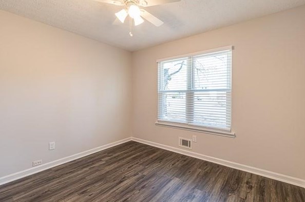 572 Emerald Pines Dr, Dallas GA  30157-8527 exterior