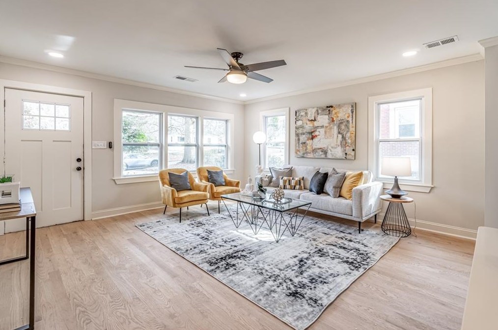 1153 Russell Dr, Decatur GA  30030-4746 exterior