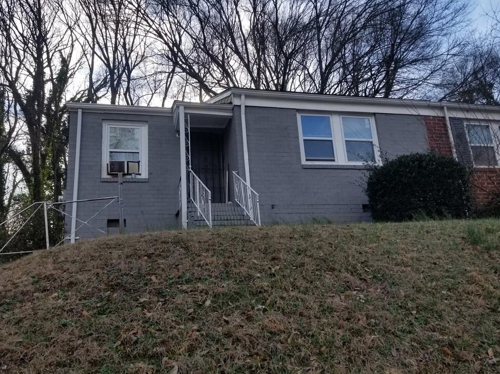 1745 Cahoon St, Atlanta GA  30310-4717 exterior