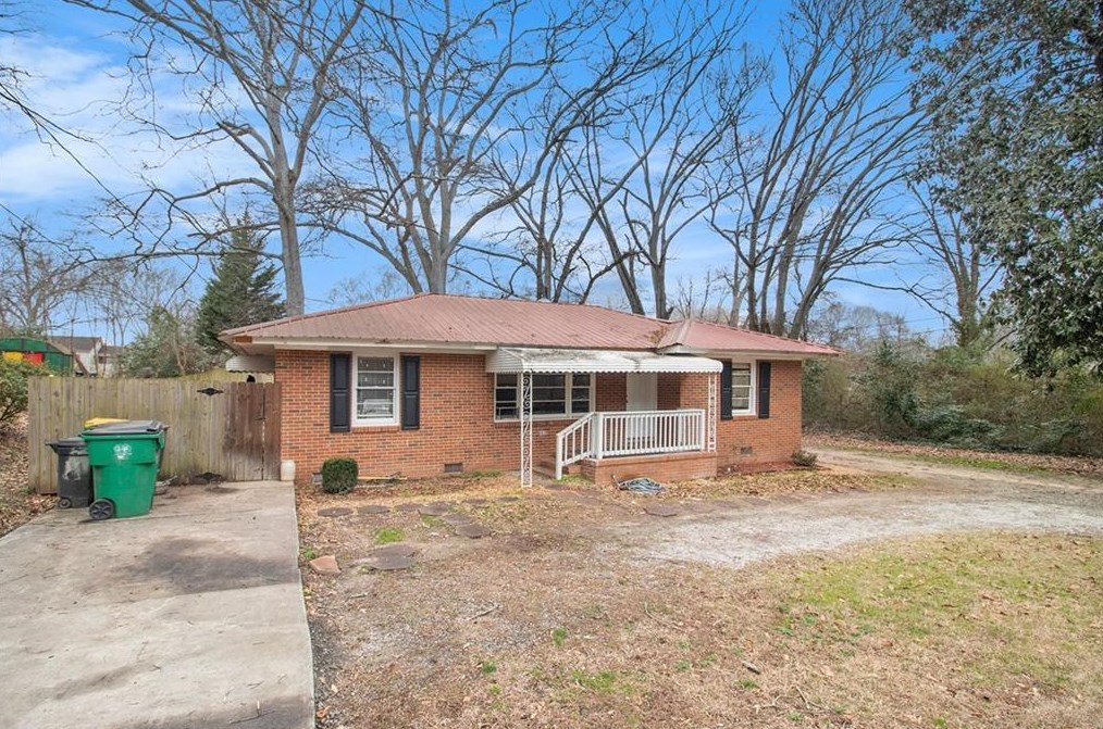 93 Circle Dr, Winder, GA 30680
