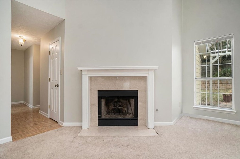 1067 Ashbury Dr, Decatur GA  30030-4171 exterior