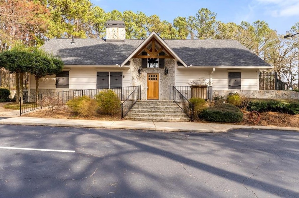 87 Fair Haven Way, Smyrna GA  30080-8090 exterior