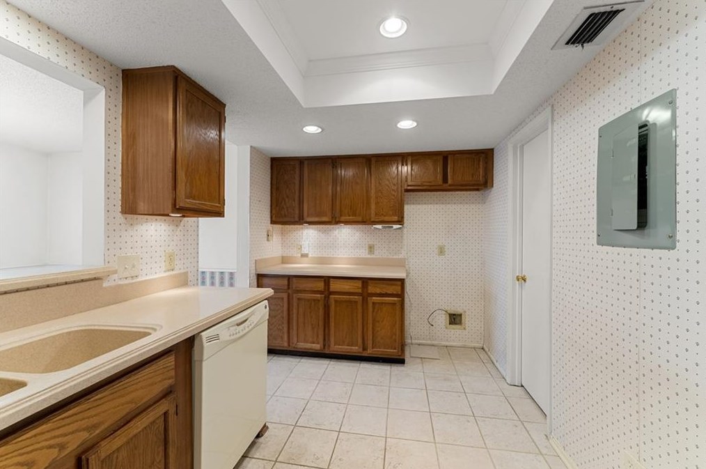 87 Fair Haven Way, Smyrna GA  30080-8090 exterior