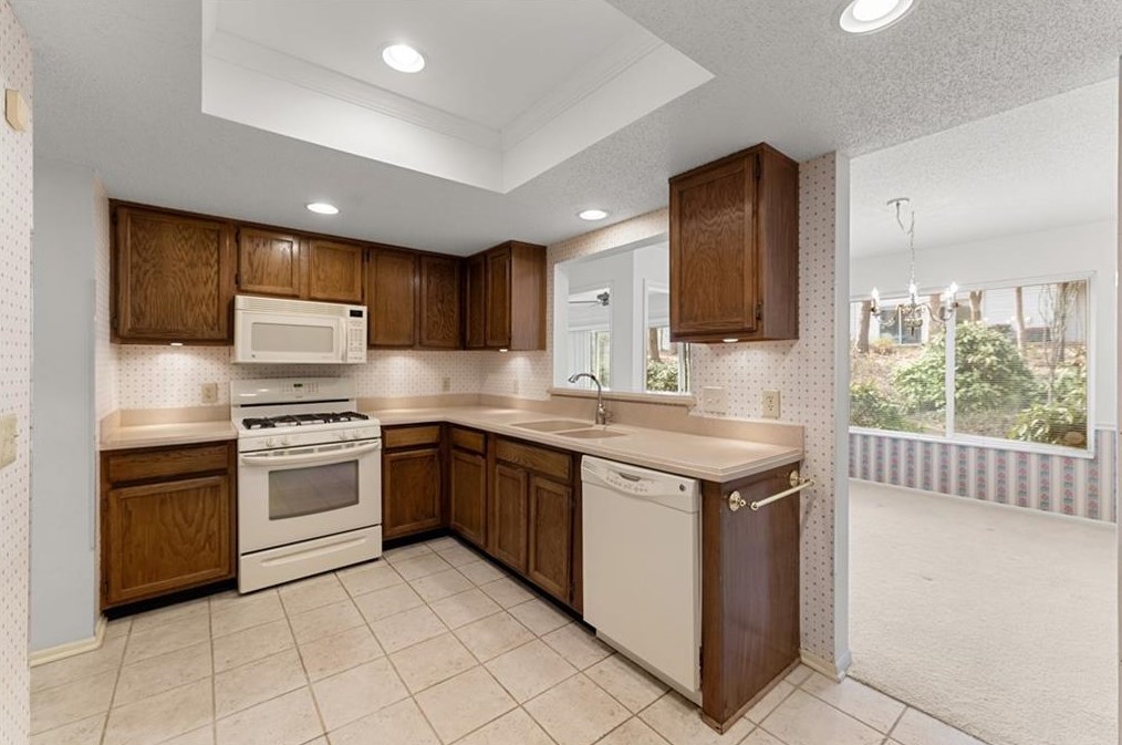 87 Fair Haven Way, Smyrna GA  30080-8090 exterior