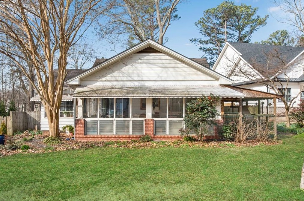 2660 Hughes St, Smyrna, GA 30080-1920