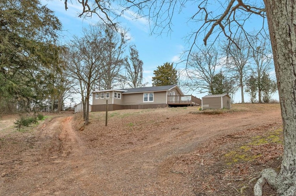 165 Lolly Bump Rd, Bowdon, GA 30108-3319