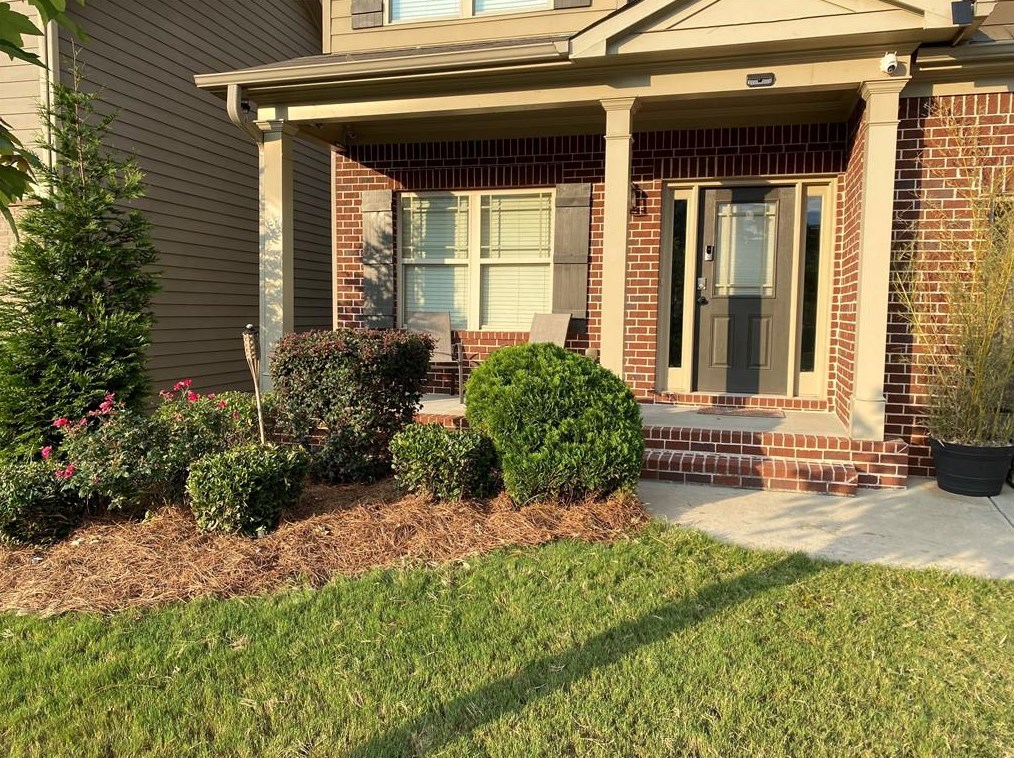 2318 Newbury Oaks Dr, Lawrenceville, GA 30044-7473