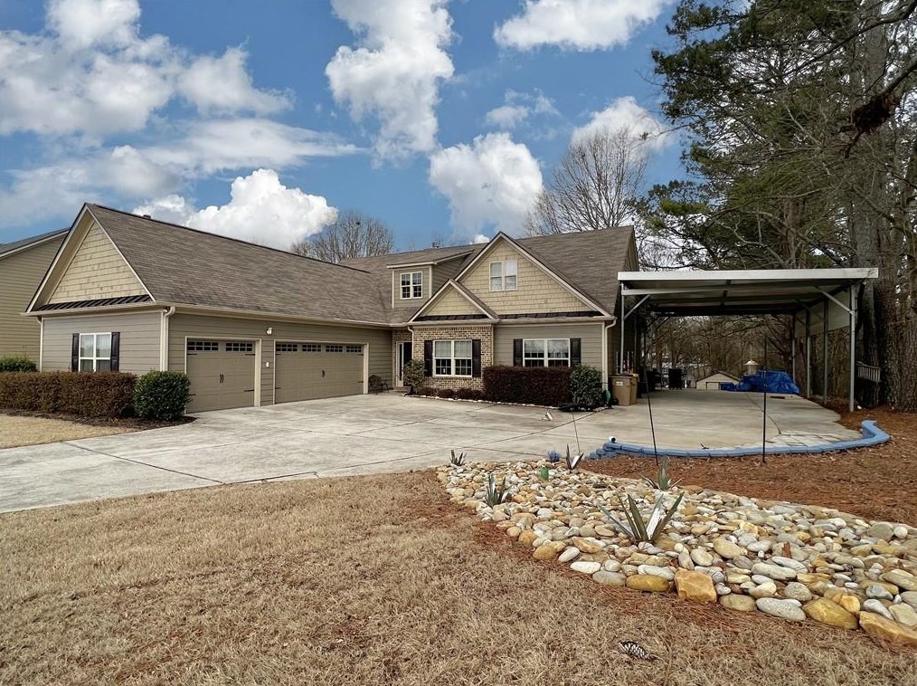 30 Muscogee Dr, Hoschton, GA 30548