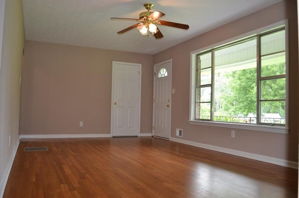 1335 Laverte Cir Sw, Mableton, GA 30126