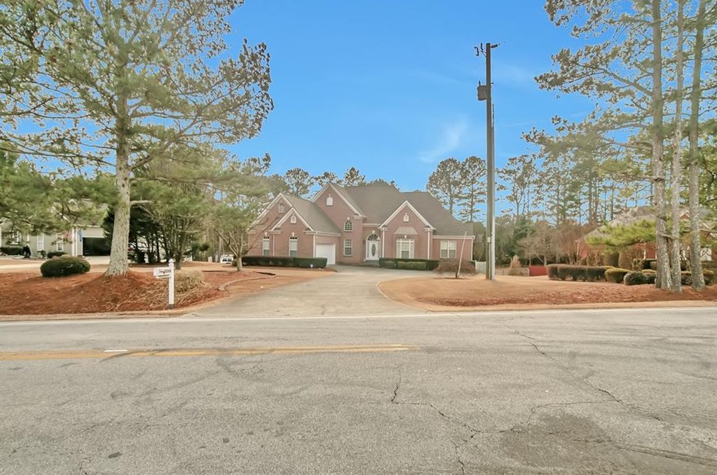 2369 Ridgedale Dr, Grayson, GA 30017-1152