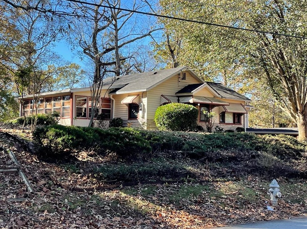 1797 Willis Mill Rd, Atlanta, GA 30311-3819