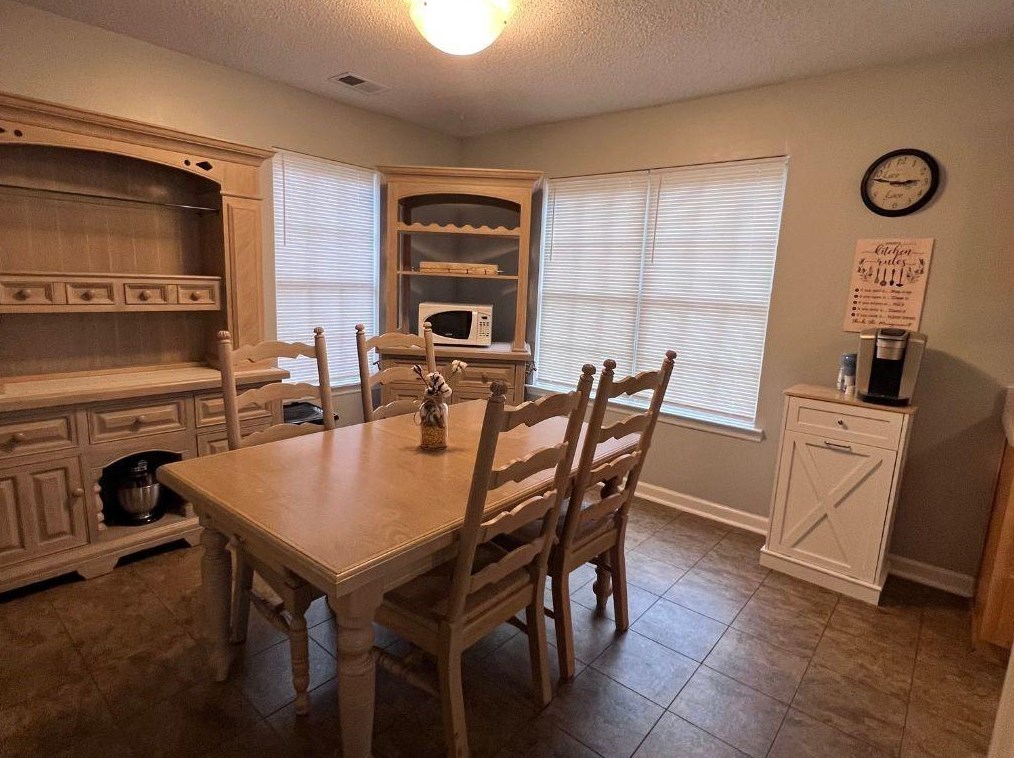 330 Meadowlark Dr, Monticello, GA 31064