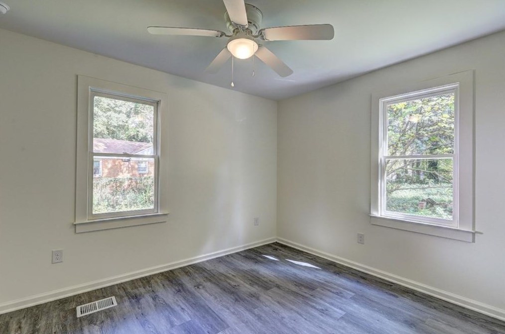 259 Whitaker Cir, Atlanta GA  30314-1623 exterior