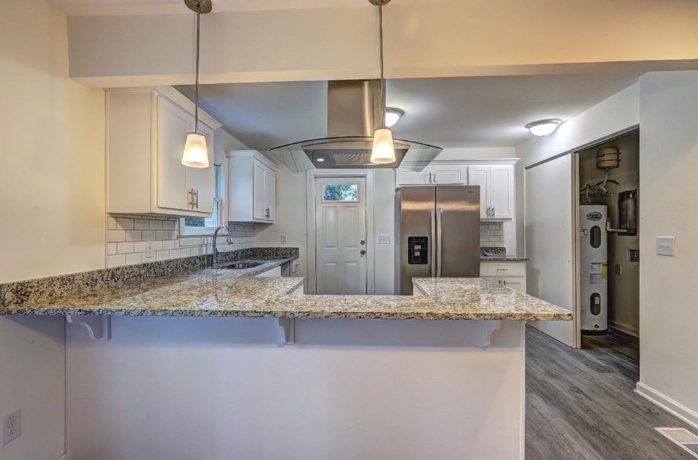 259 Whitaker Cir, Atlanta GA  30314-1623 exterior