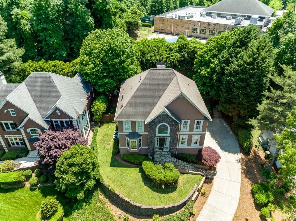 5 Wieuca Trce, Atlanta GA  30342-3856 exterior