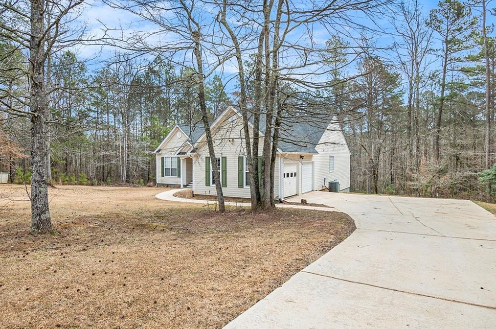8048 Banks Mill Rd, Douglasville, GA 30135-5504