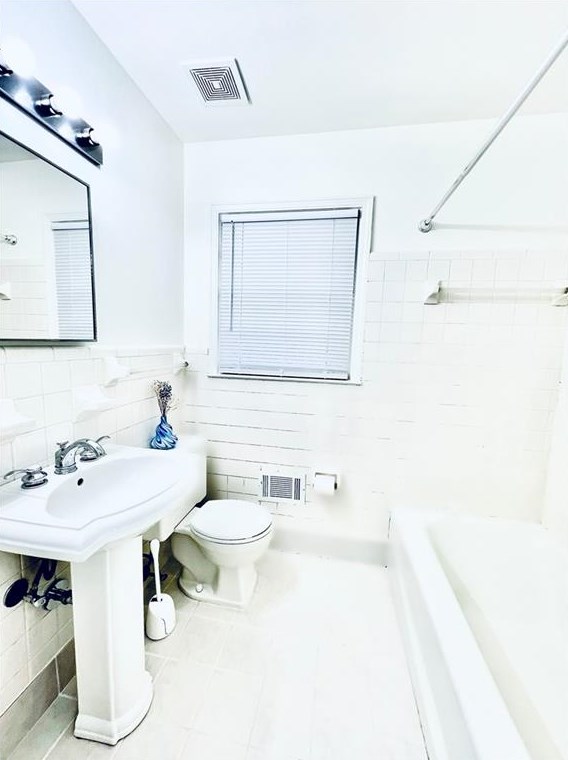 1473 Sanden Ferry Dr, Decatur GA  30033-3379 exterior