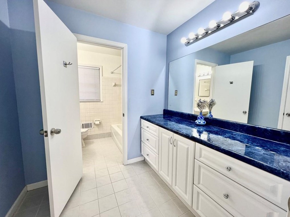 1473 Sanden Ferry Dr, Decatur GA  30033-3379 exterior