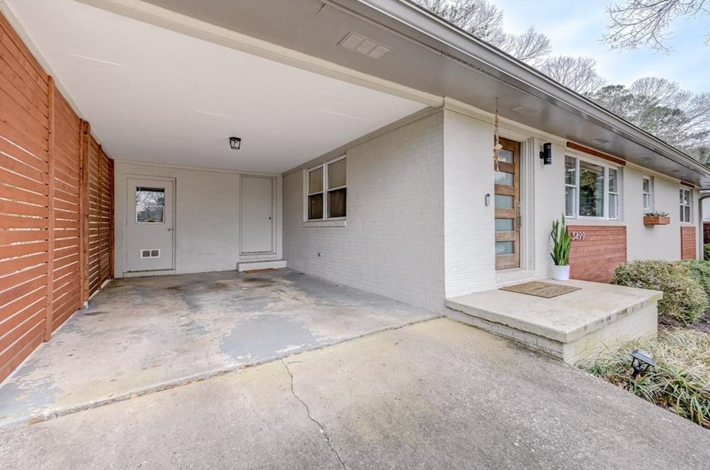 3499 Dunn St, Smyrna GA  30080-7926 exterior