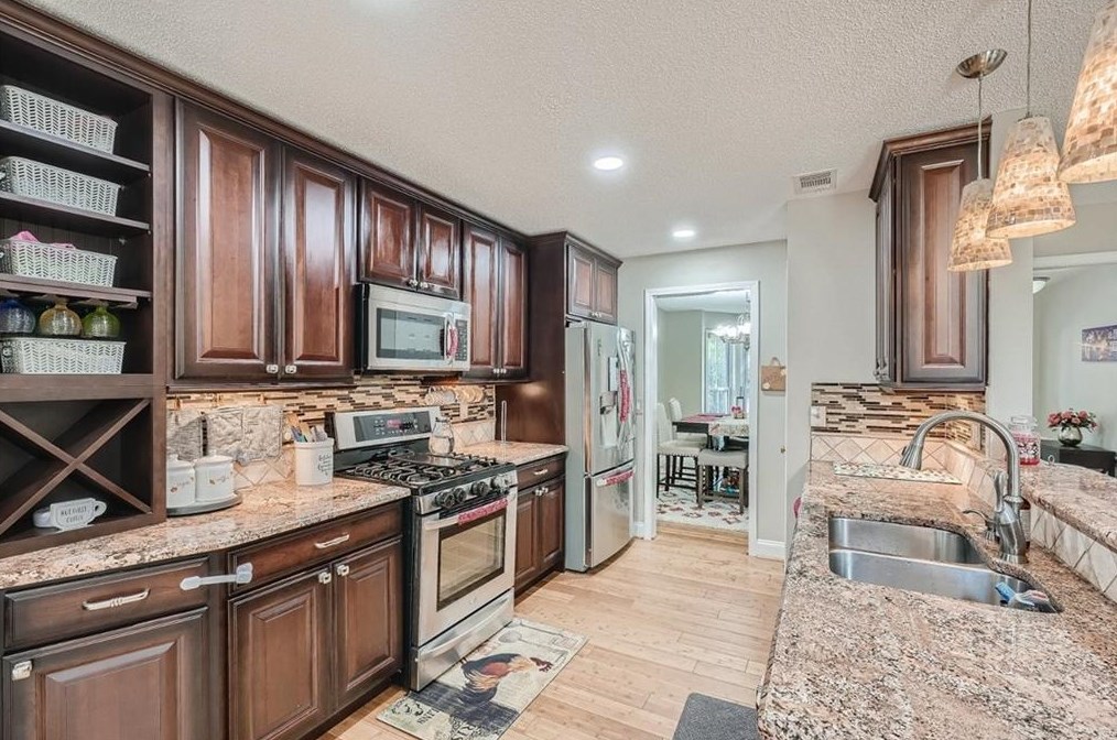 2702 Cottesford Dr, Smyrna GA  30080-2187 exterior