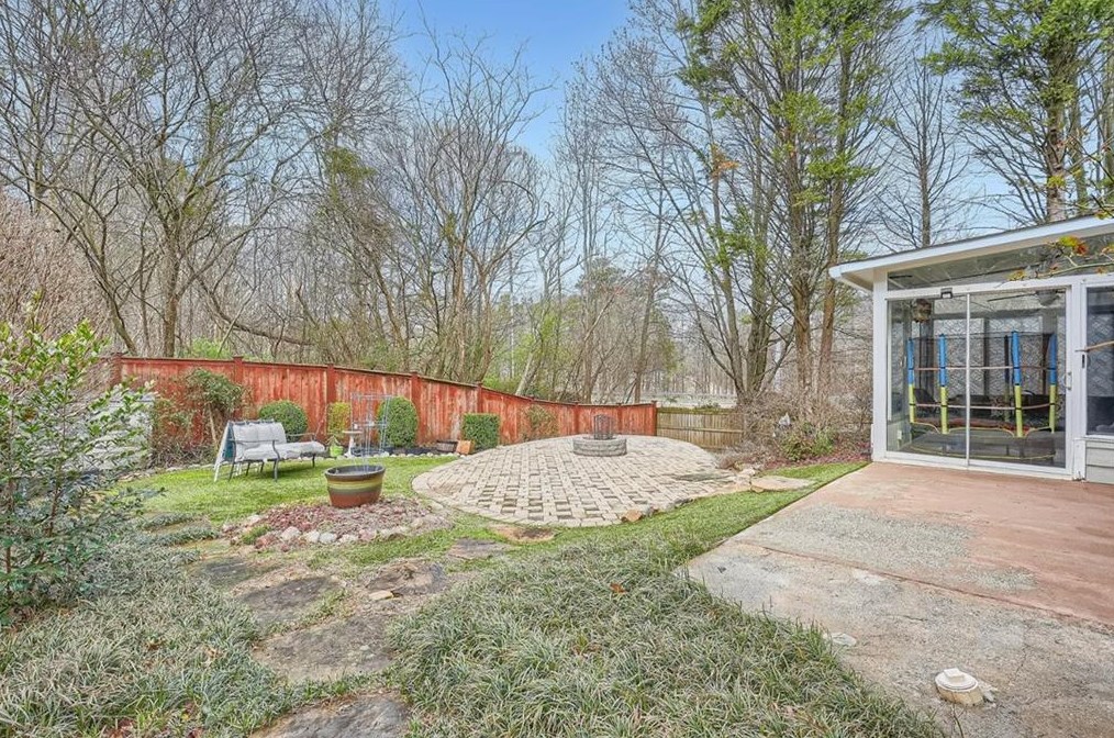 2702 Cottesford Dr, Smyrna GA  30080-2187 exterior