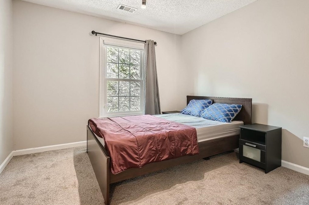 2702 Cottesford Dr, Smyrna GA  30080-2187 exterior