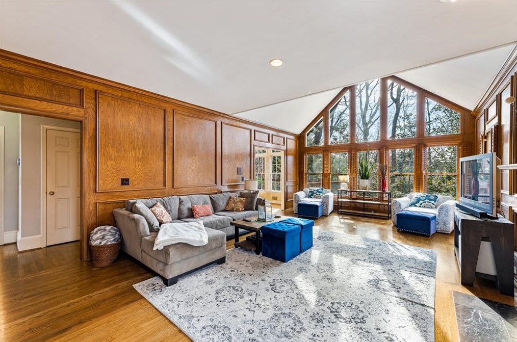 8415 Valemont Dr, Atlanta GA  30350-2847 exterior