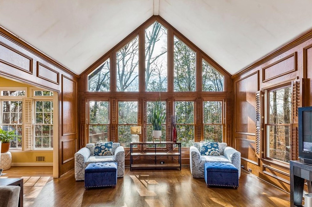8415 Valemont Dr, Atlanta GA  30350-2847 exterior