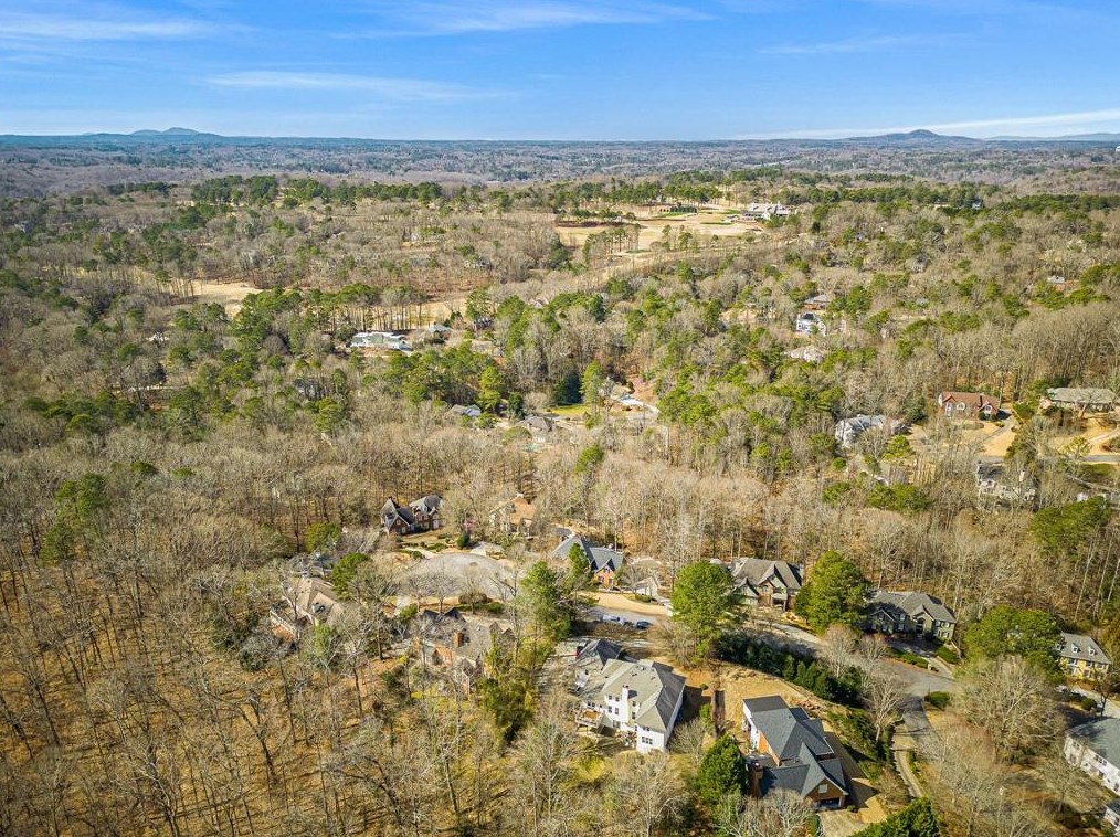 8415 Valemont Dr, Atlanta GA  30350-2847 exterior