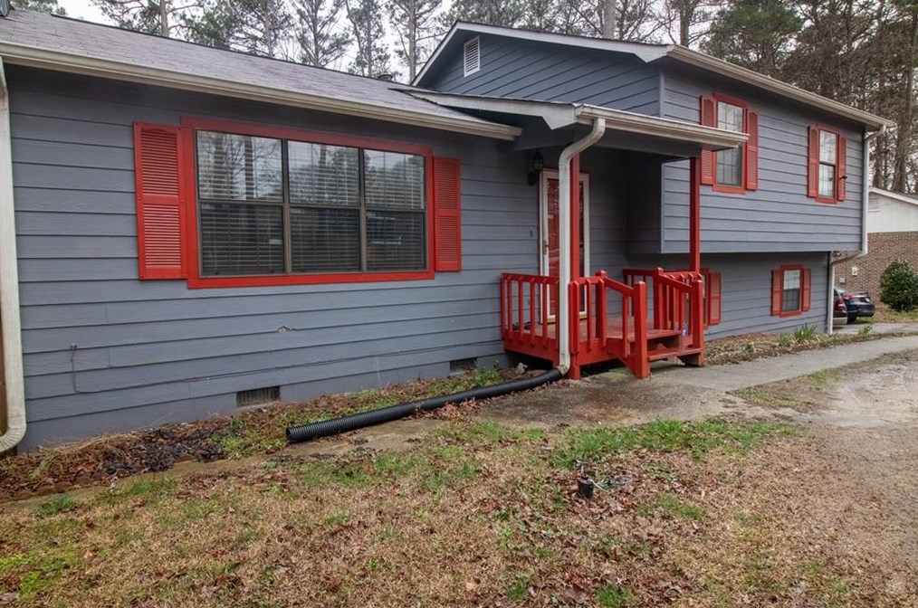 1267 Country Ln Way Ne, Conyers, GA 30012