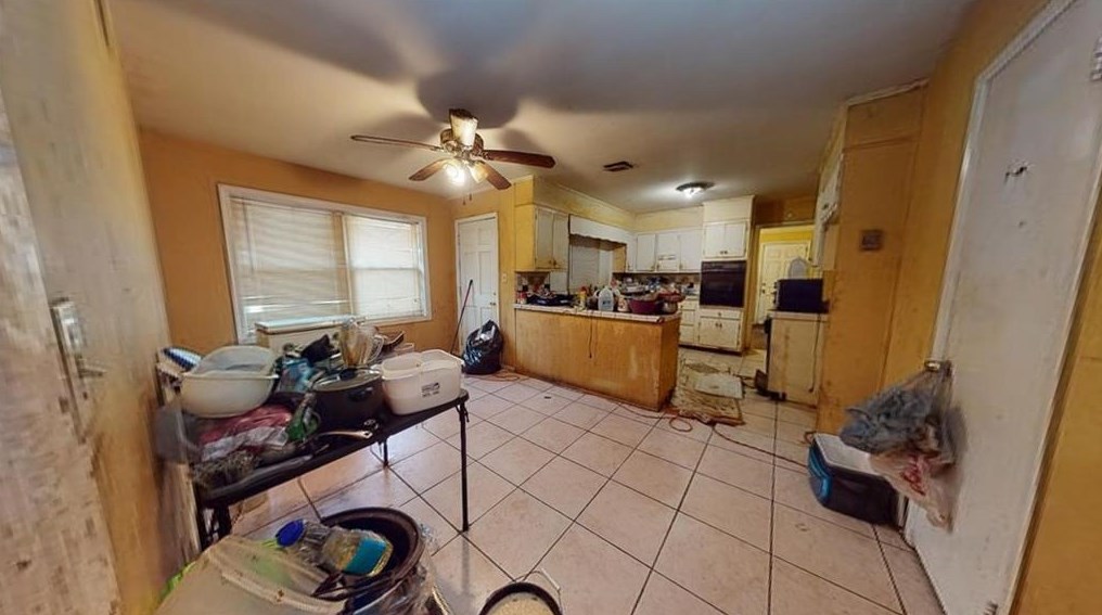 4006 Hilda Cir, Decatur GA  30035-1103 exterior