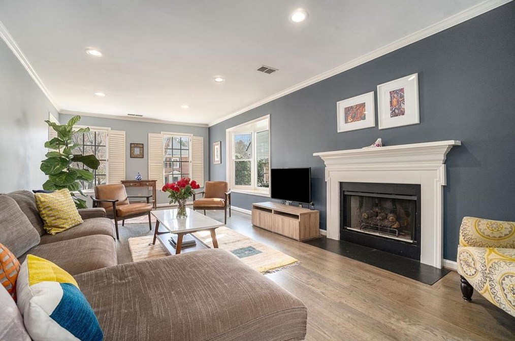 2368 Elon Way, Decatur GA  30033-1700 exterior