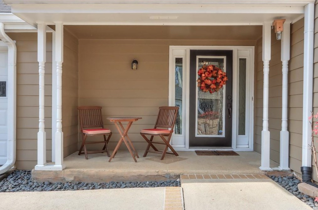 4585 Village Oaks Ct, Atlanta, GA 30338-5707